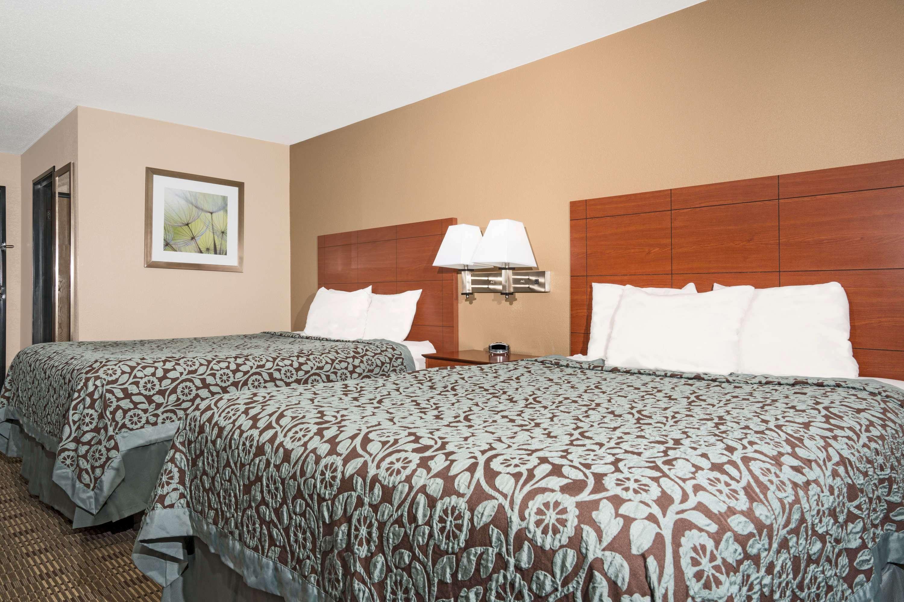 Days By Wyndham Motel 2*